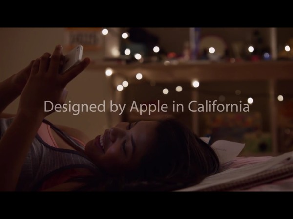 Designed by Apple in California, la firma diventa uno spot