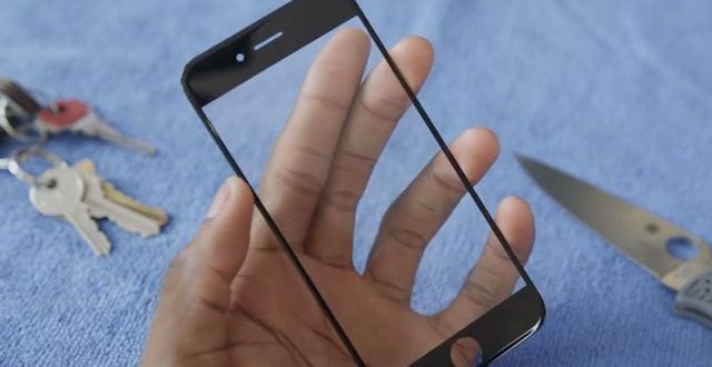 Il prossimo iPhone potrebbe avere finalmente un display in zaffiro